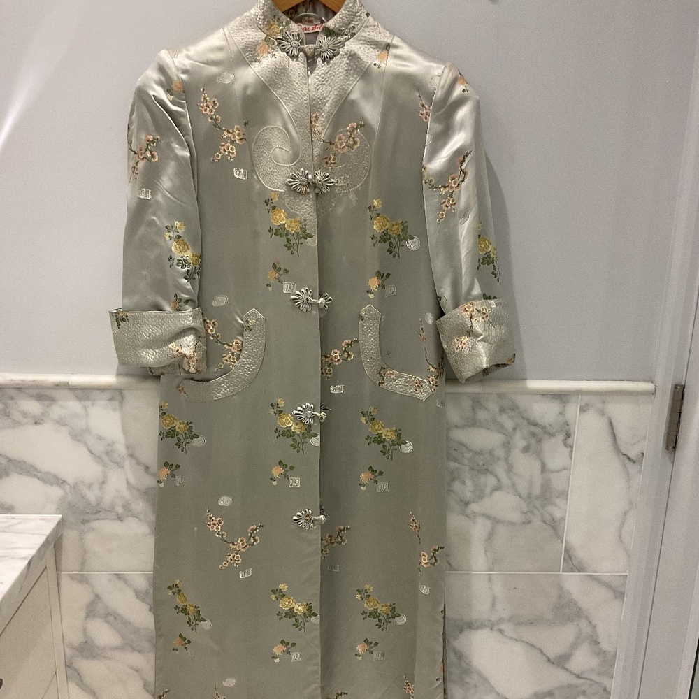 Stunning vintage chinoiserie coat